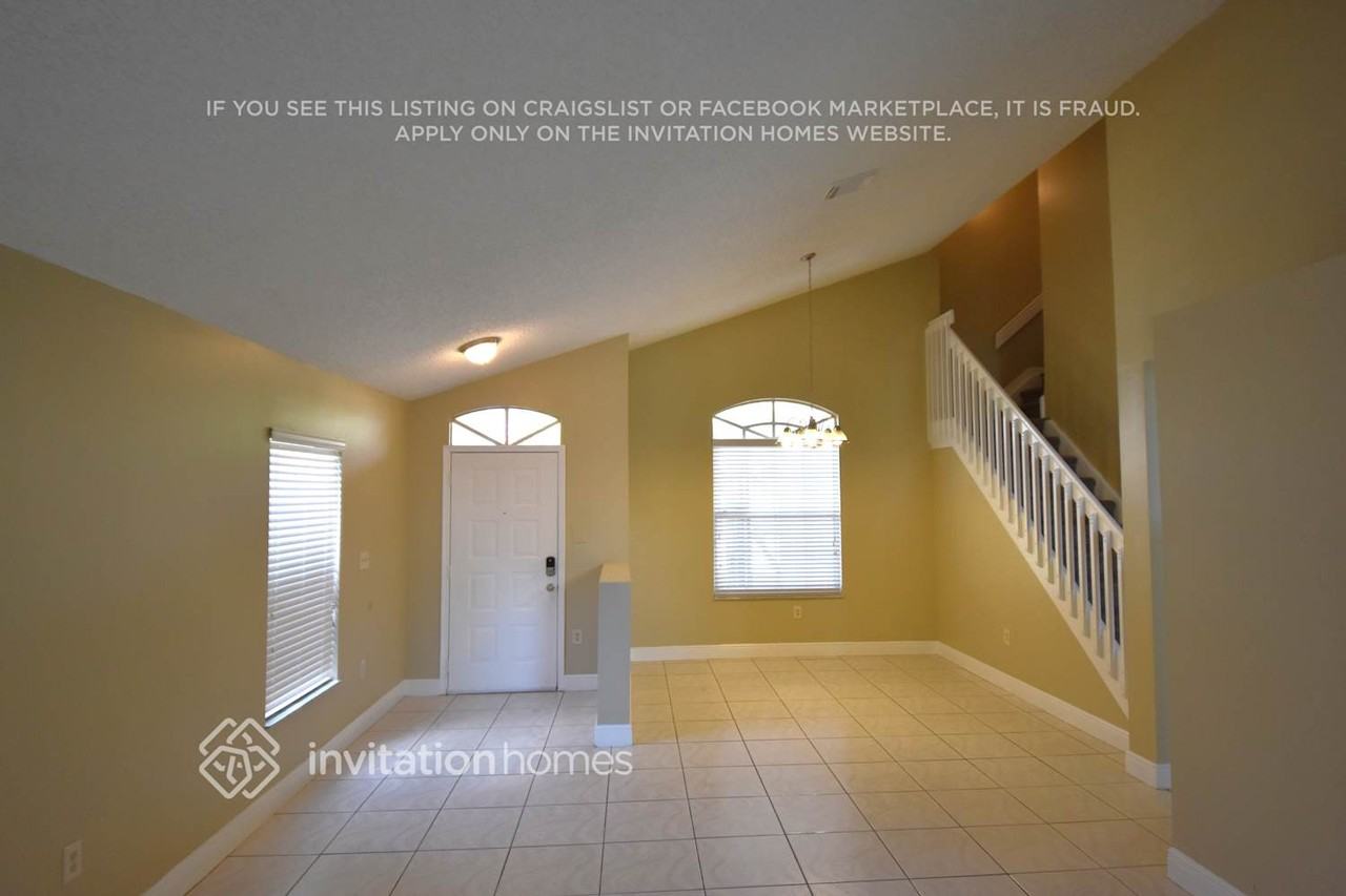 17444 Nw 11th St - Photo 2 of 13