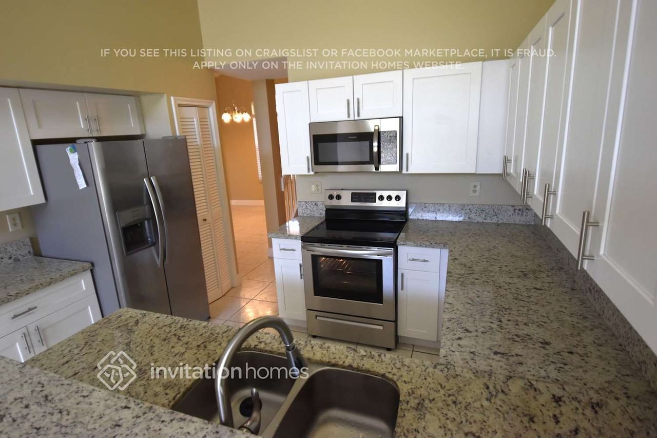 17444 Nw 11th St - Photo 6 of 13