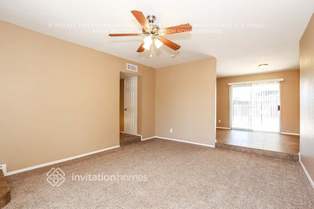 5041 W Sandra Ter - Photo 5 of 21