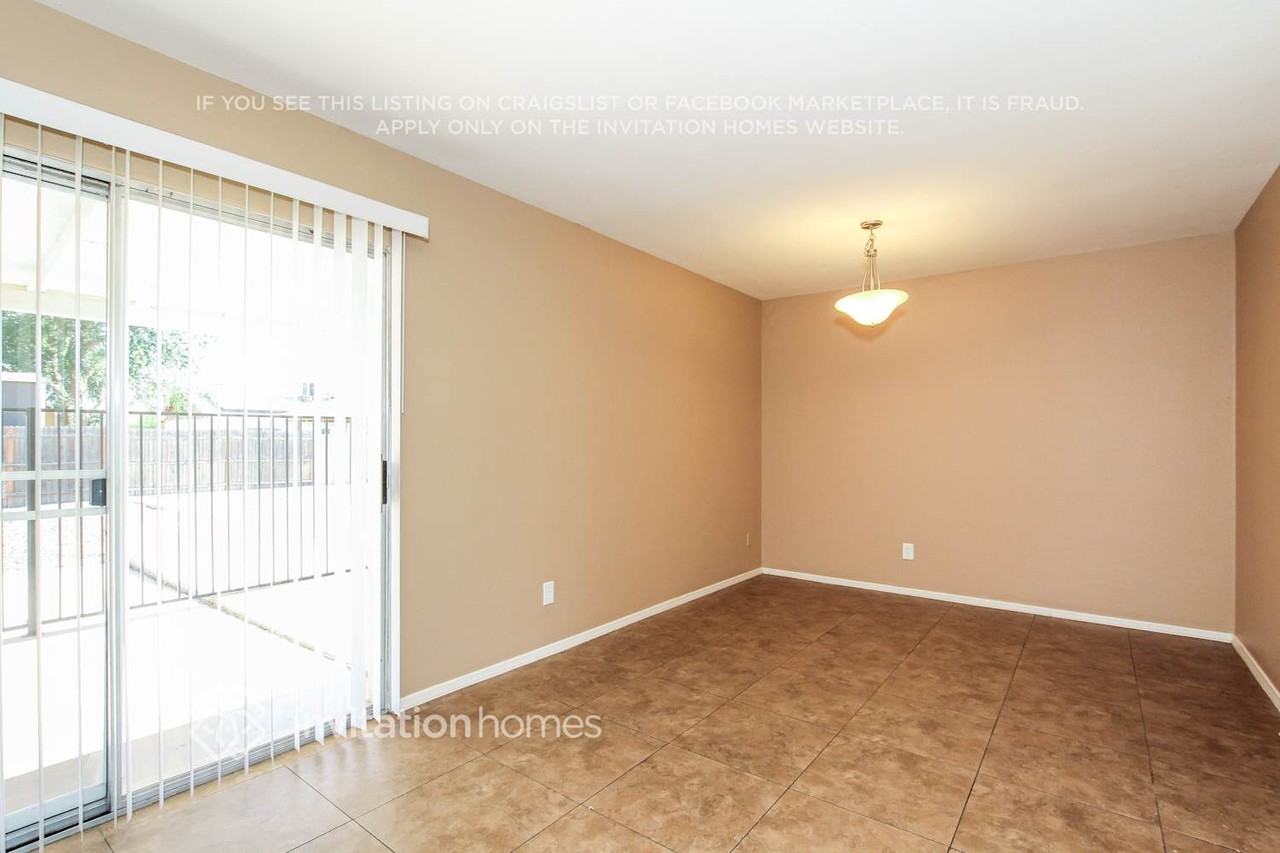5041 W Sandra Ter - Photo 7 of 21