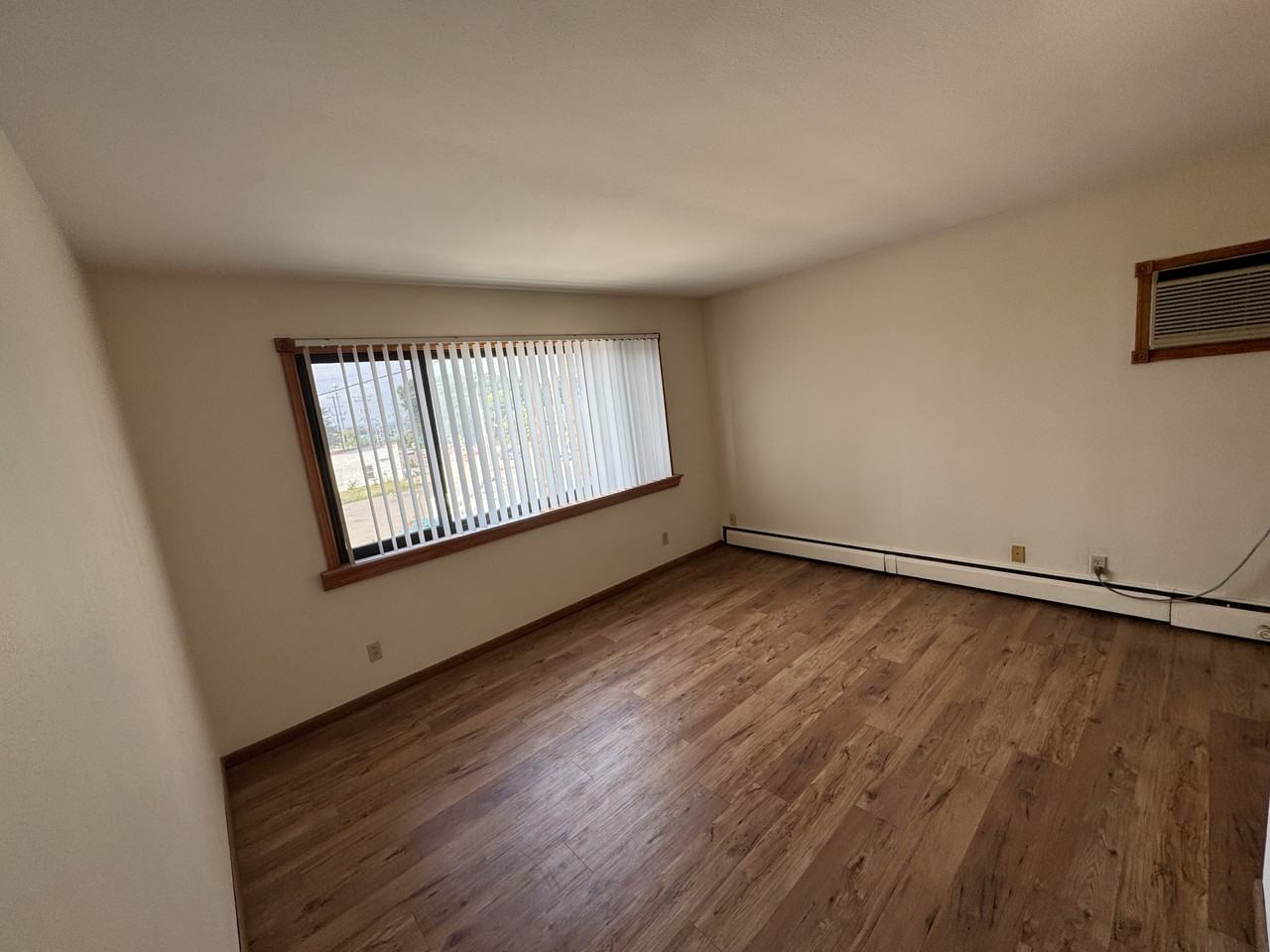 1642 Eustis St Apt 11a #A11 - Photo 2 of 12