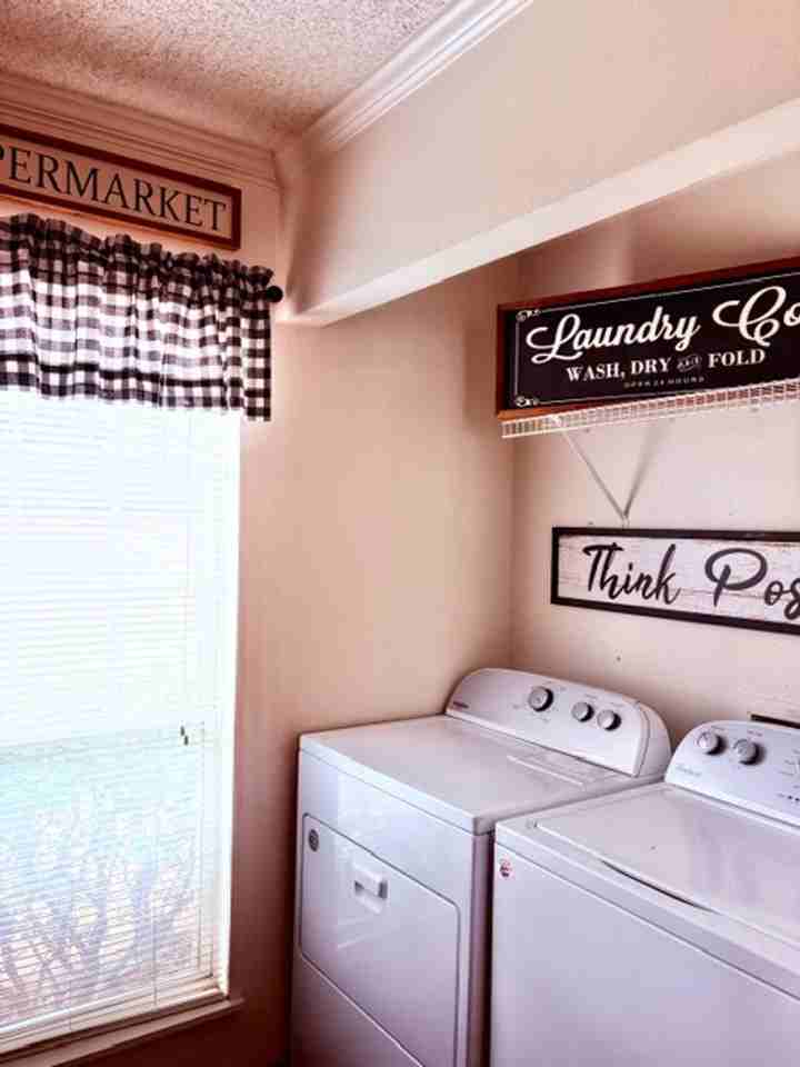 Quail Creek Apts. - Photo 3 of 10