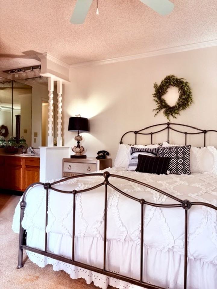 Quail Creek Apts. - Photo 5 of 10