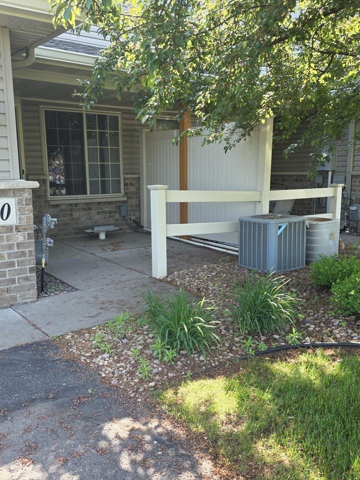 860 Independence Dr #1 - Photo 2 of 20