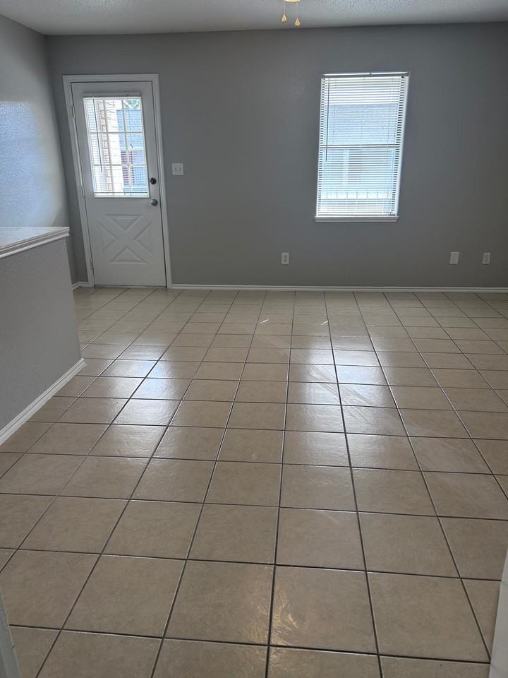 2324 W Elisa Ln #2324-07 - Photo 6 of 10