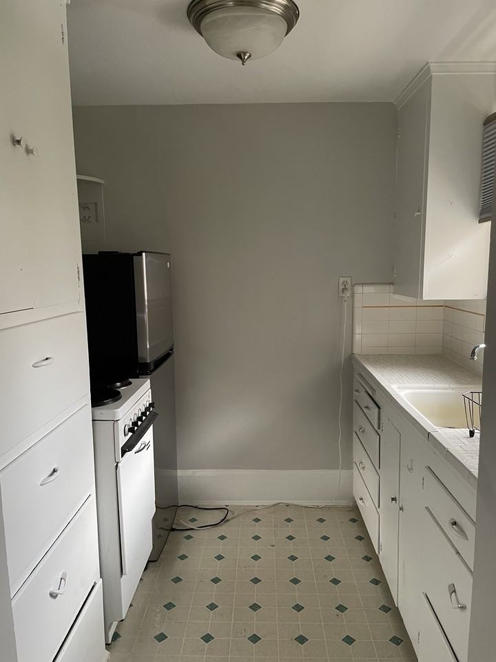 1278 E 100 S #3 - Photo 4 of 22