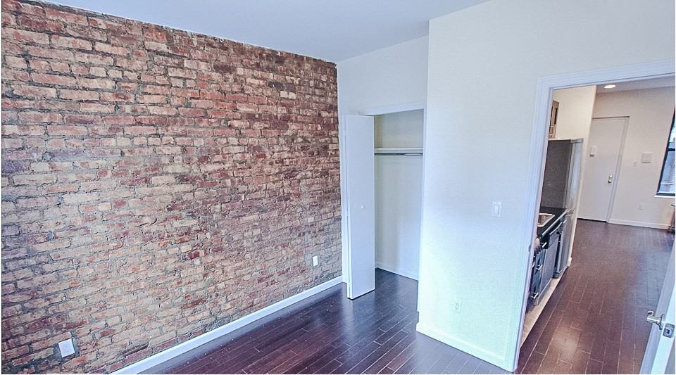 10th Street & Avenue A