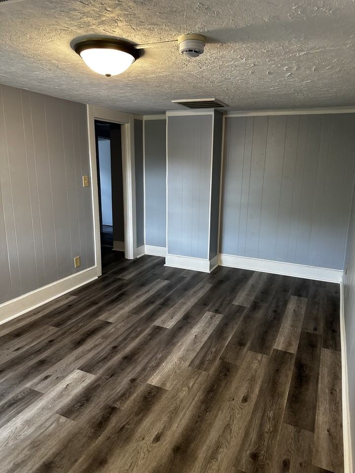 613 S 5th St #3 - Photo 5 of 9