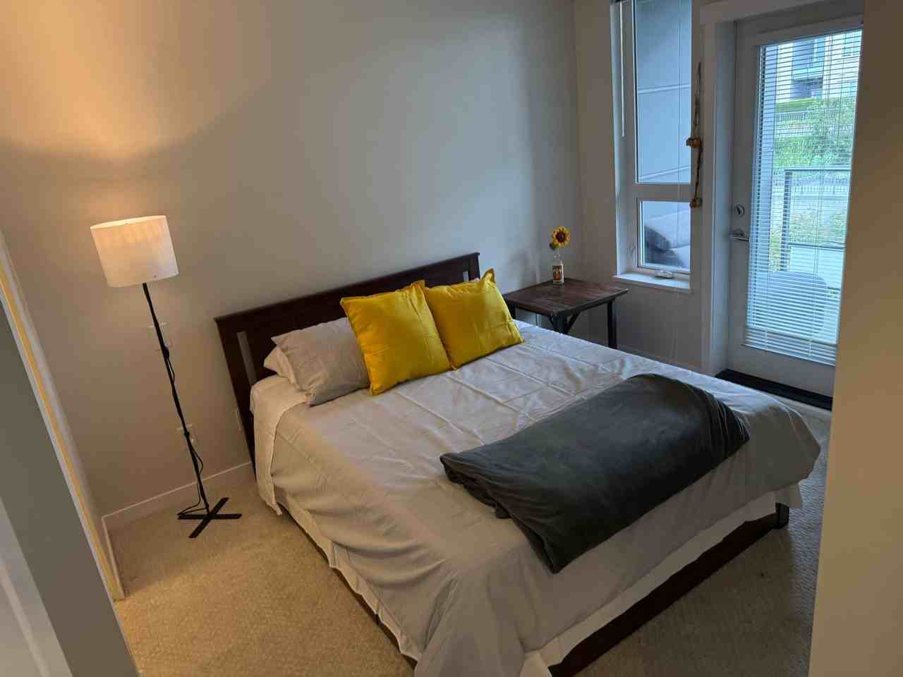 9877 University Crescent #403 - Photo 5 of 33