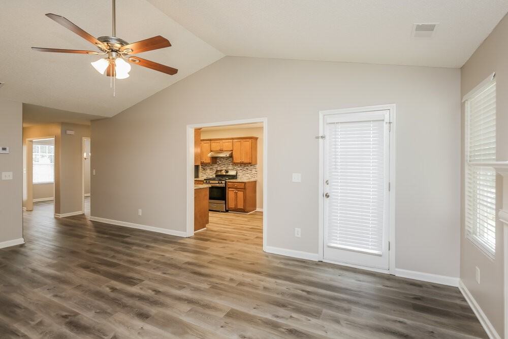 785 Ashland Park Way - Photo 3 of 16
