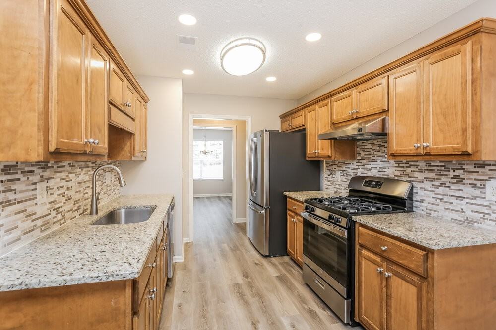 785 Ashland Park Way - Photo 6 of 16