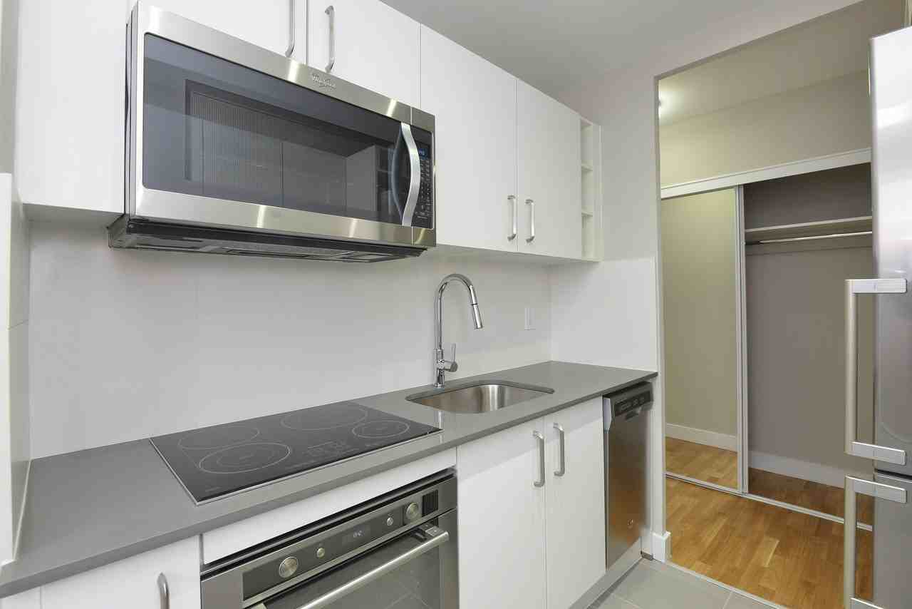 1420 Kingston Road - Photo 2 of 12