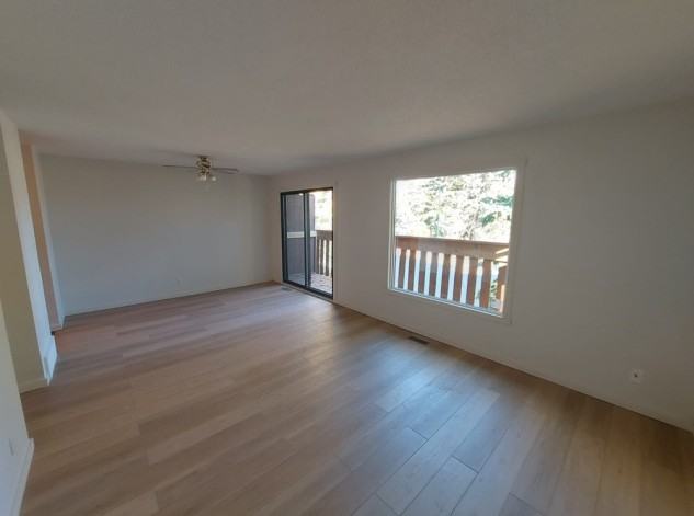 3 Bedroom 1.5 Bathroom Unit in Oriole Park - Photo 5 of 18