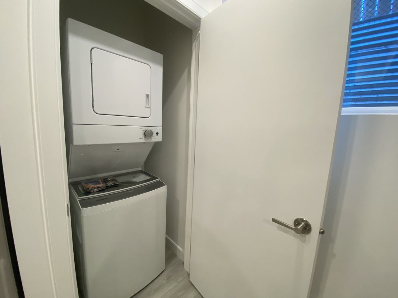10455 143 Street, BSMT - Photo 5 of 11