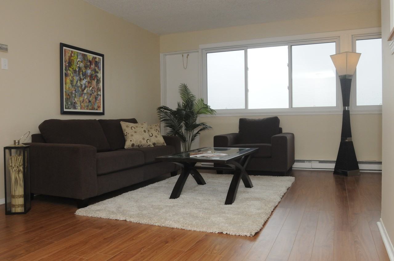 4020 Boul Saint-Jean — photo 1