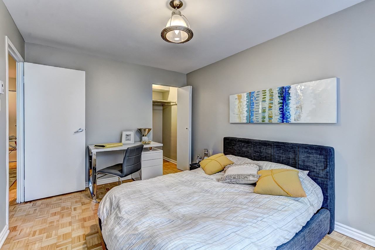 Le 1444 Mackay - Photo 4 of 50