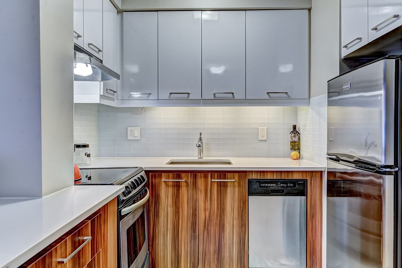 Le 1420 Crescent - Photo 3 of 32
