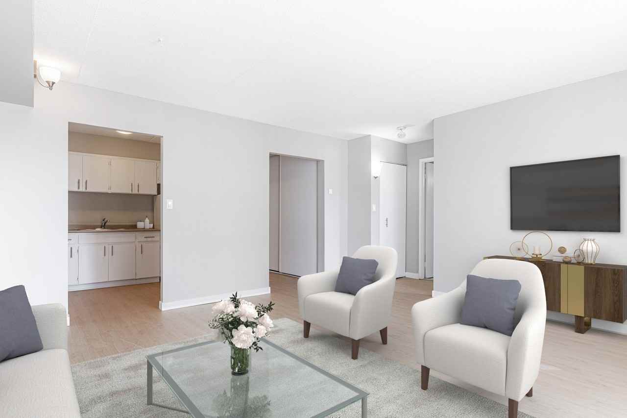 Trinity Apartments - Photo 4 of 18