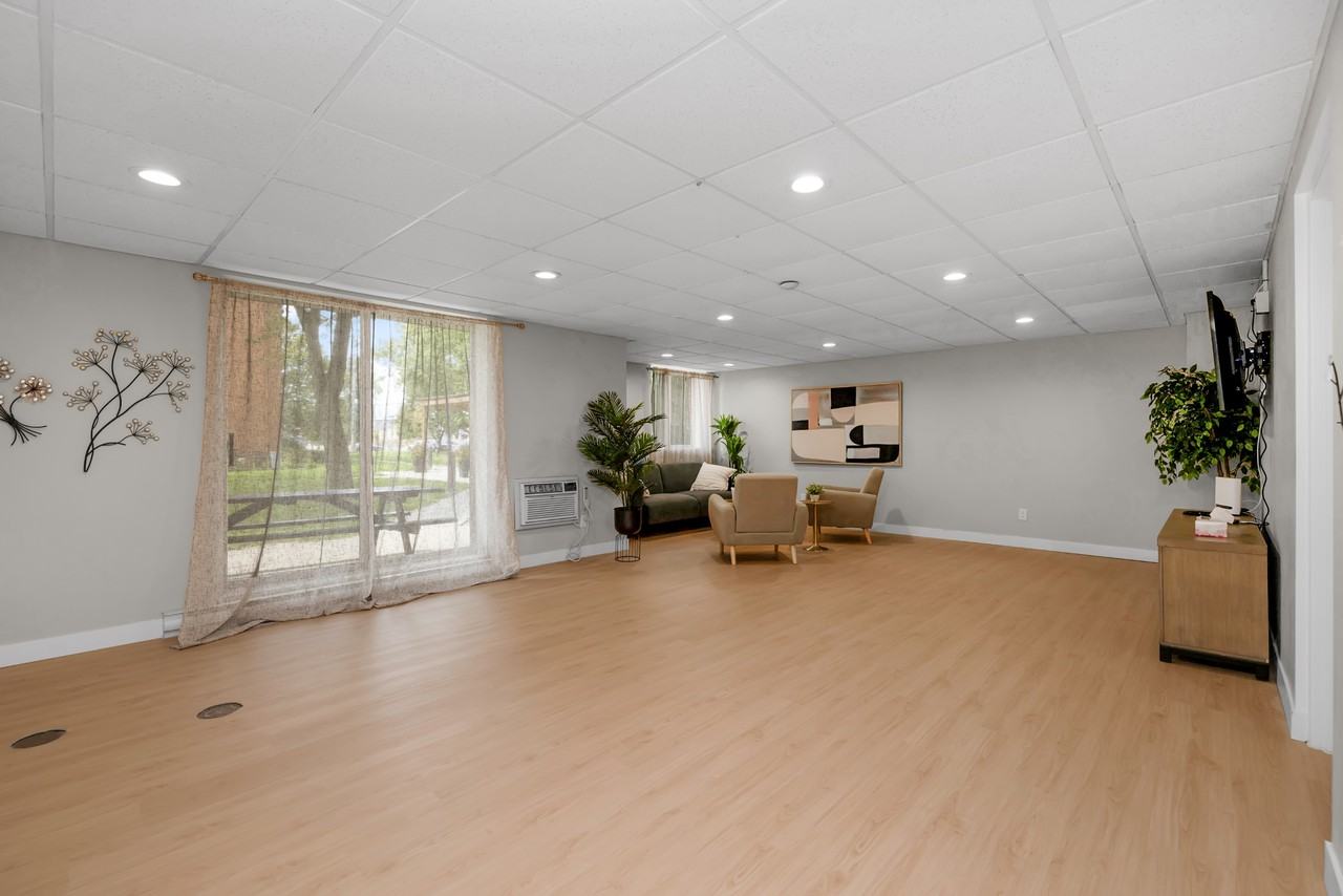 Trinity Apartments - Photo 7 of 16