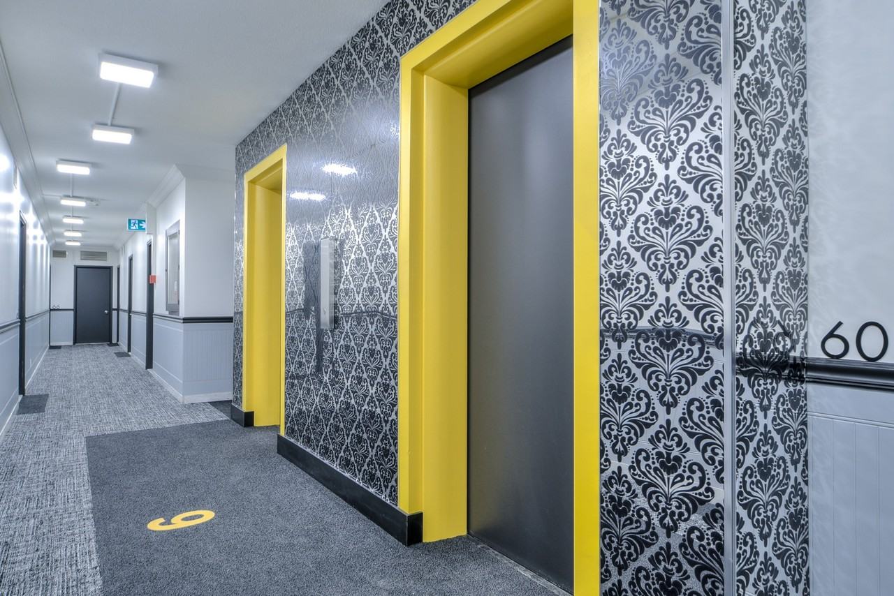 2070 Boul De Maisonneuve O — photo 1