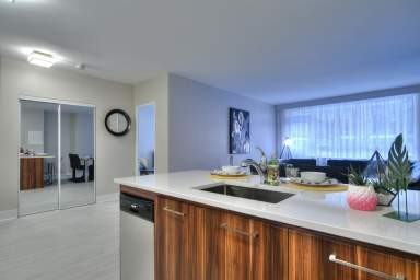 2070 Boul De Maisonneuve O — photo 2