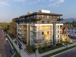 featured image of 1881 11th Ave E