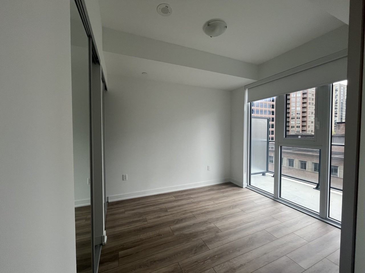 634 Church St - Photo 5 of 21