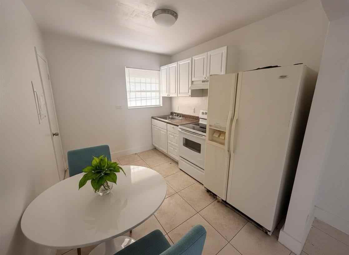 3701-3711 NW 24th Ave | Multifamily Property - Photo 5 of 22