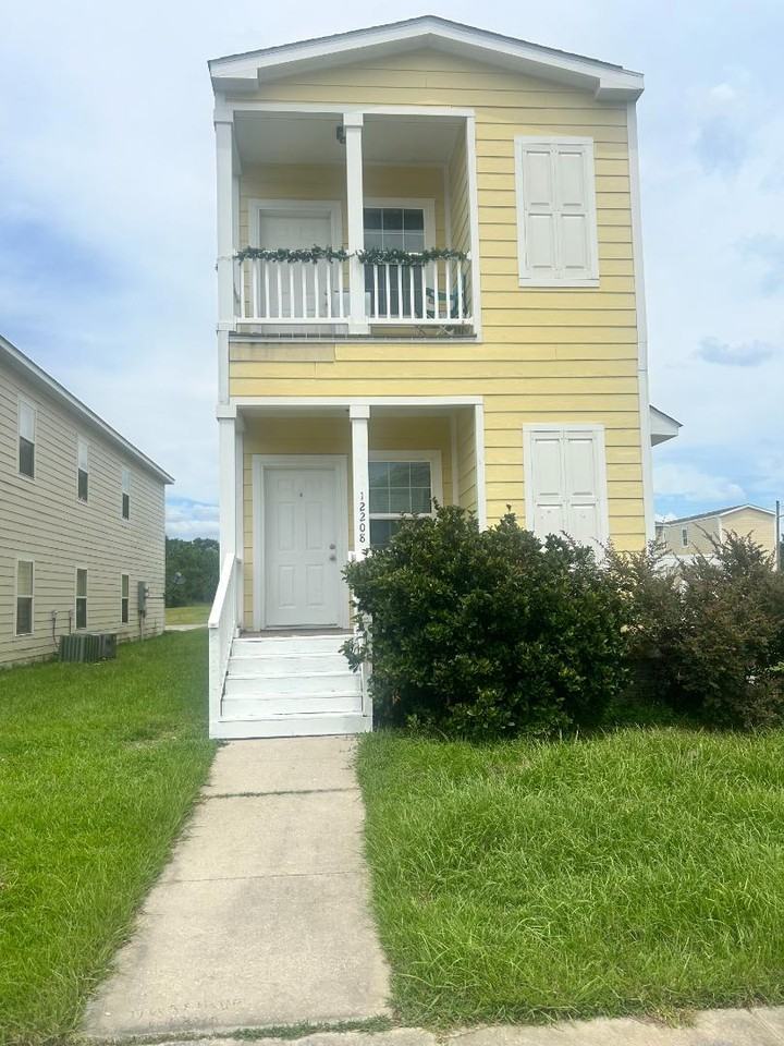 12208 Prudie St - Photo 7 of 9