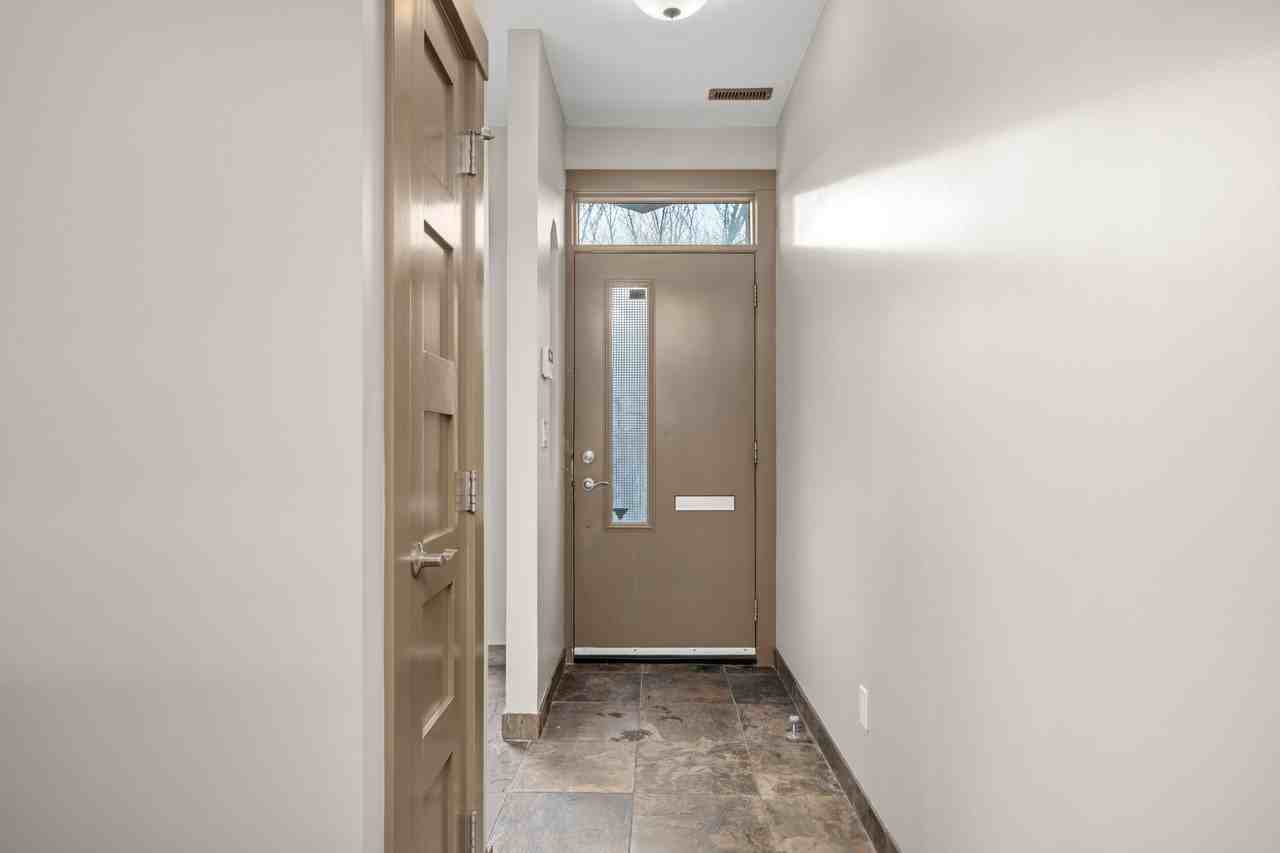 Renaissance on 26th - Photo 4 of 26
