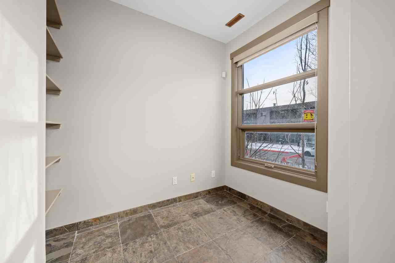Renaissance on 26th - Photo 5 of 26