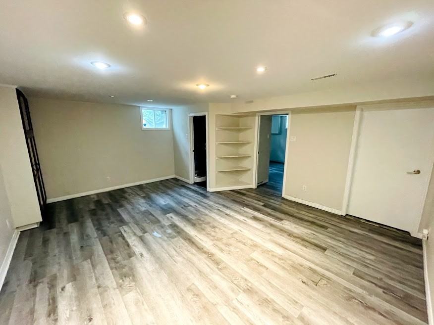 706 Hastings Ave - Photo 7 of 11