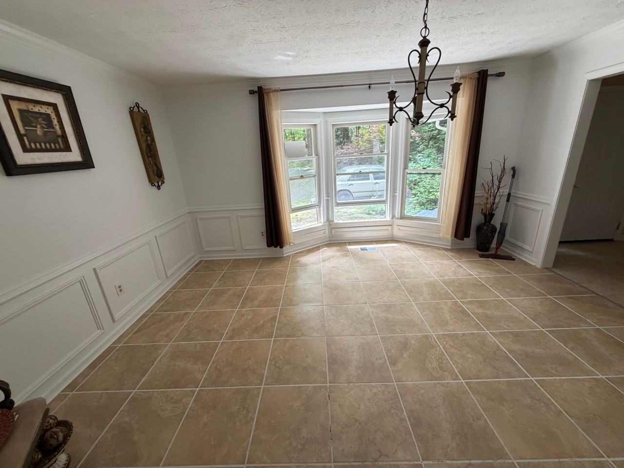 1446 Lilburn Stone Mountain Rd - Photo 4 of 19