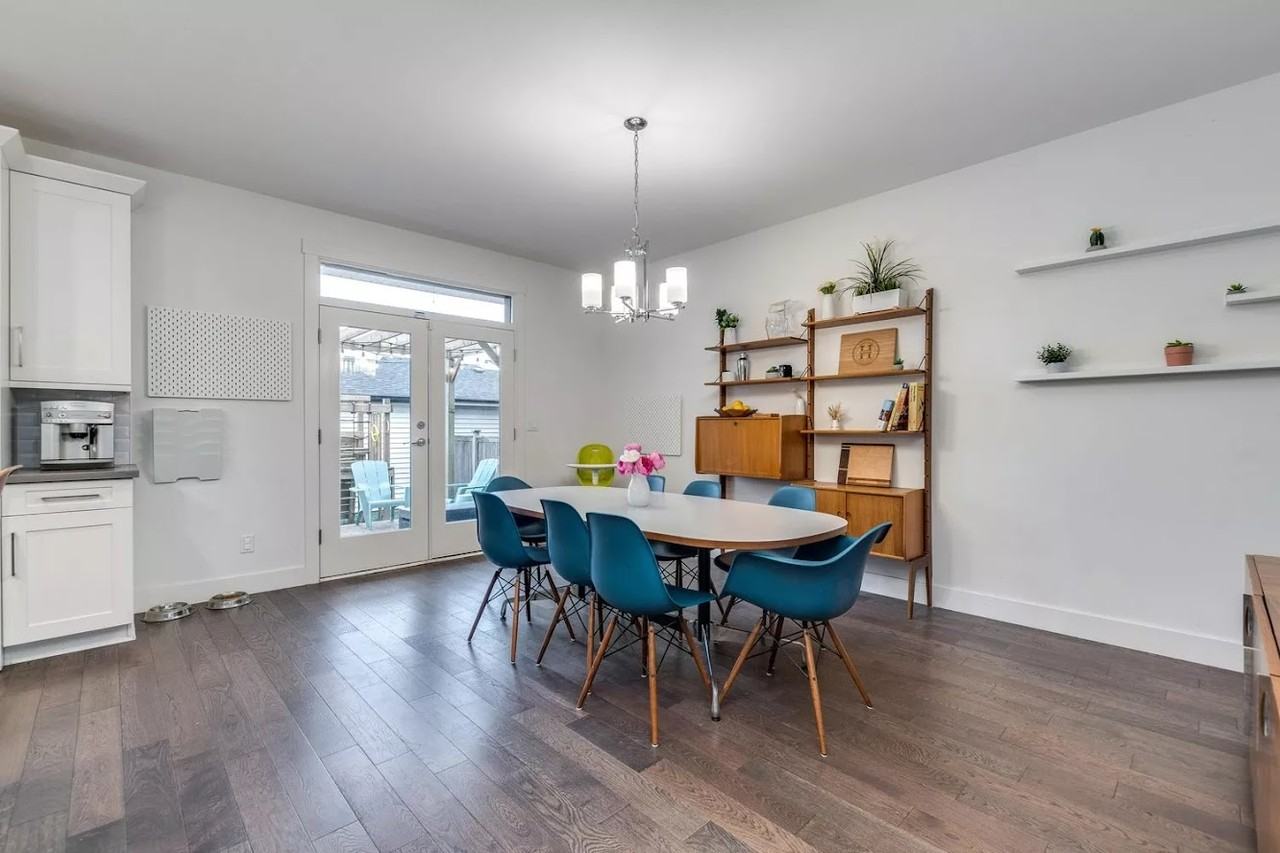 27043 35A Avenue - Photo 3 of 20