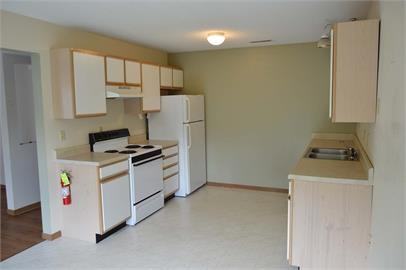 301 S Mulberry St #D - Photo 3 of 15