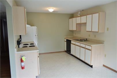 301 S Mulberry St #D - Photo 4 of 15