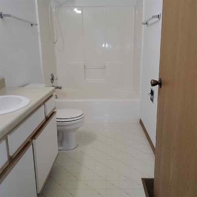301 S Mulberry St #D - Photo 5 of 15
