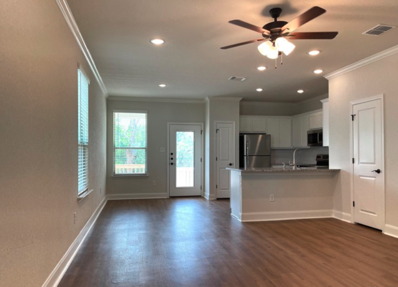 2206 Sandlewood Cove San Antonio, Tx. 78245 - 102 #102 - Photo 3 of 25