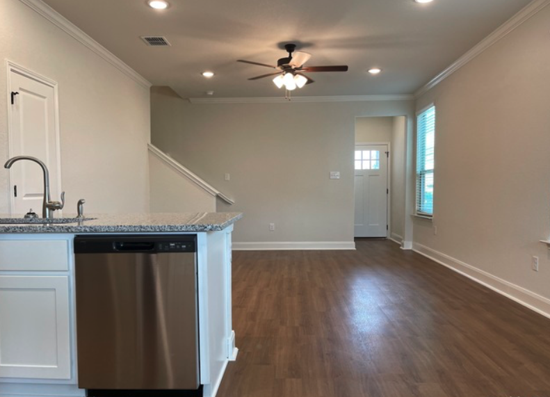 2206 Sandlewood Cove San Antonio, Tx. 78245 - 102 #102 - Photo 7 of 25