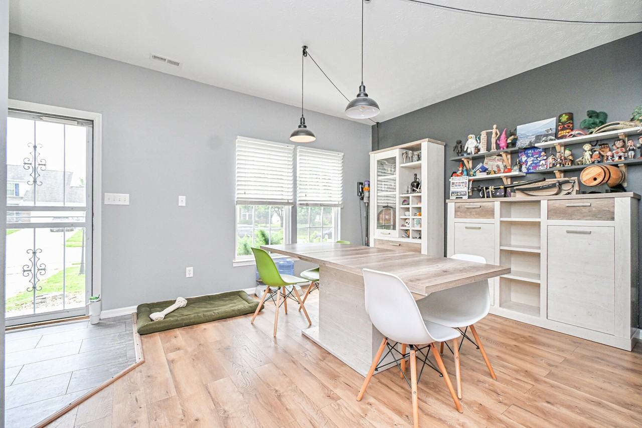 5469 Fairford Ct #1 - Photo 5 of 48