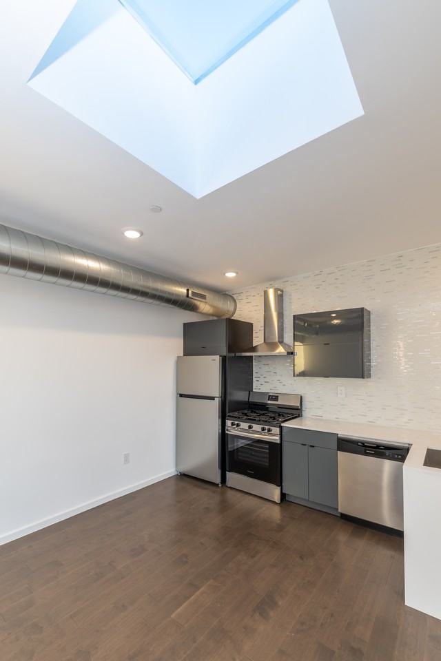 620 Diamond St #3 - Photo 2 of 20