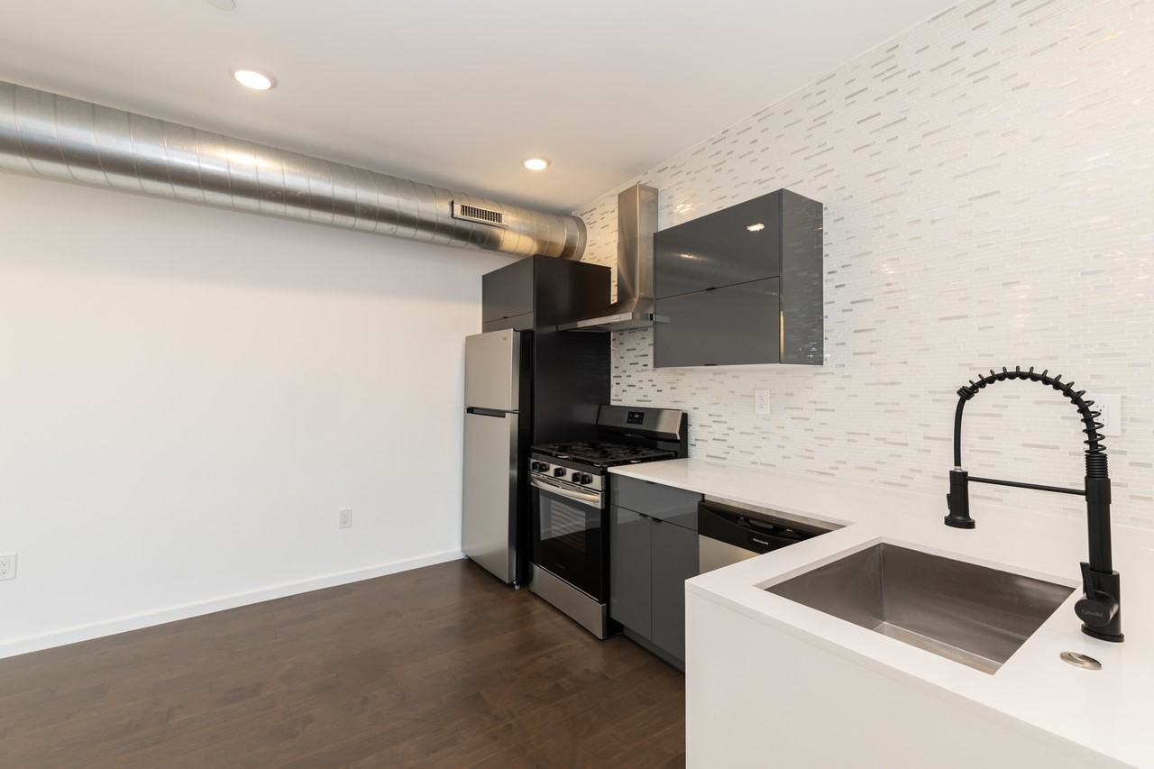 620 Diamond St #3 - Photo 7 of 20