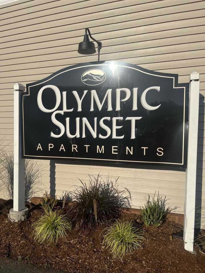 Olympic Sunset - Photo 7 of 10