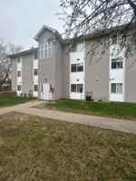 featured image of 2446 Lakeside Dr