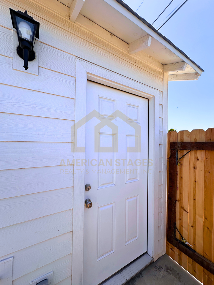 239 N E St #ADU - Photo 2 of 21