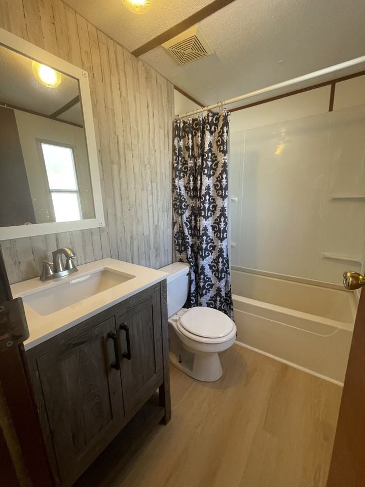 Brunmore Cir #1313 - Photo 4 of 10