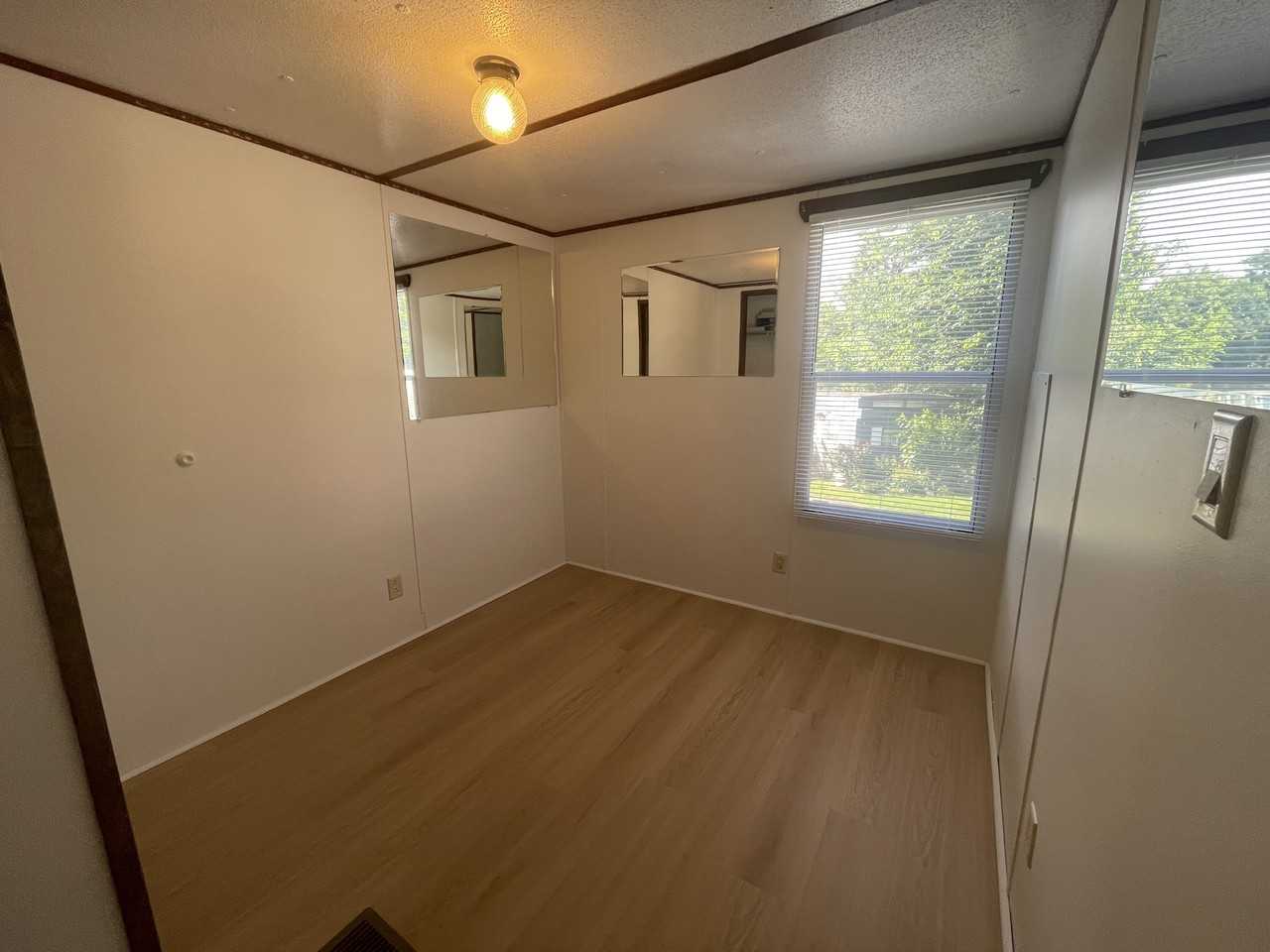 Brunmore Cir #1313 - Photo 7 of 10