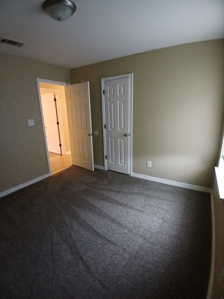 510 Schwarz St #1 - Photo 6 of 8