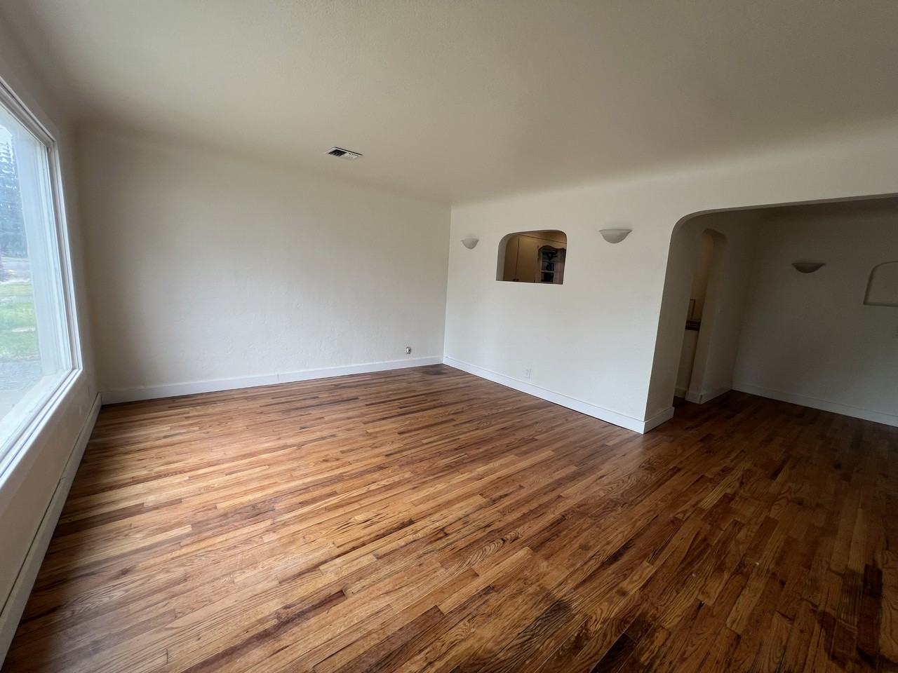 540 Tangent St #1 - Photo 3 of 22