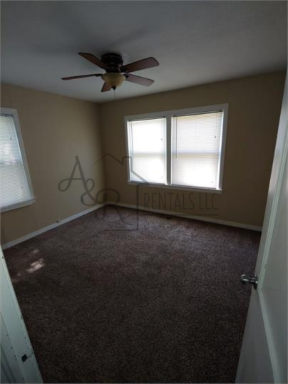 305 E Hudson St #1 - Photo 2 of 11